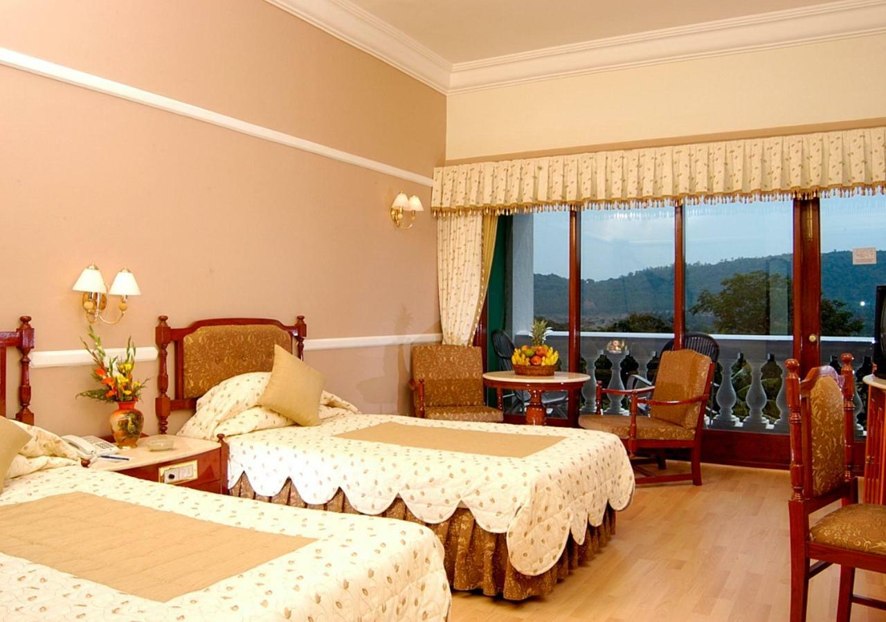 Lalitha Mahal Palace Hotel Mysuru Zewnętrze zdjęcie