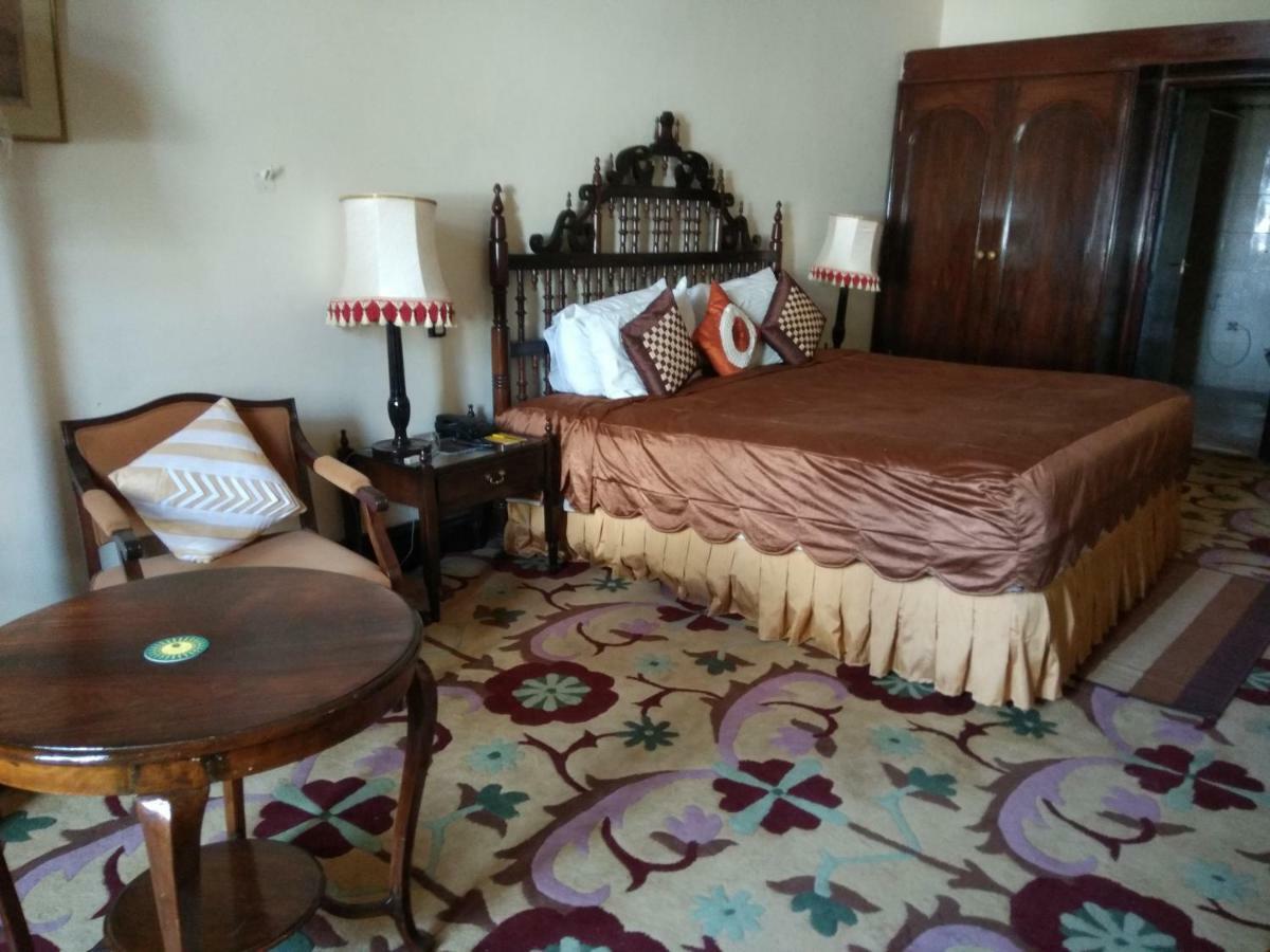 Lalitha Mahal Palace Hotel Mysuru Zewnętrze zdjęcie